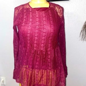 Art Class layered lace with cami underneath. Size XL but fits more like M/L.